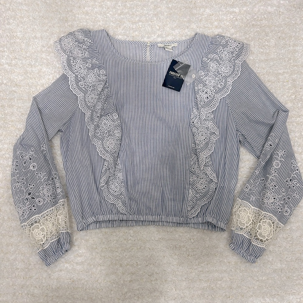 Forever 21 top - Picture 2 of 7